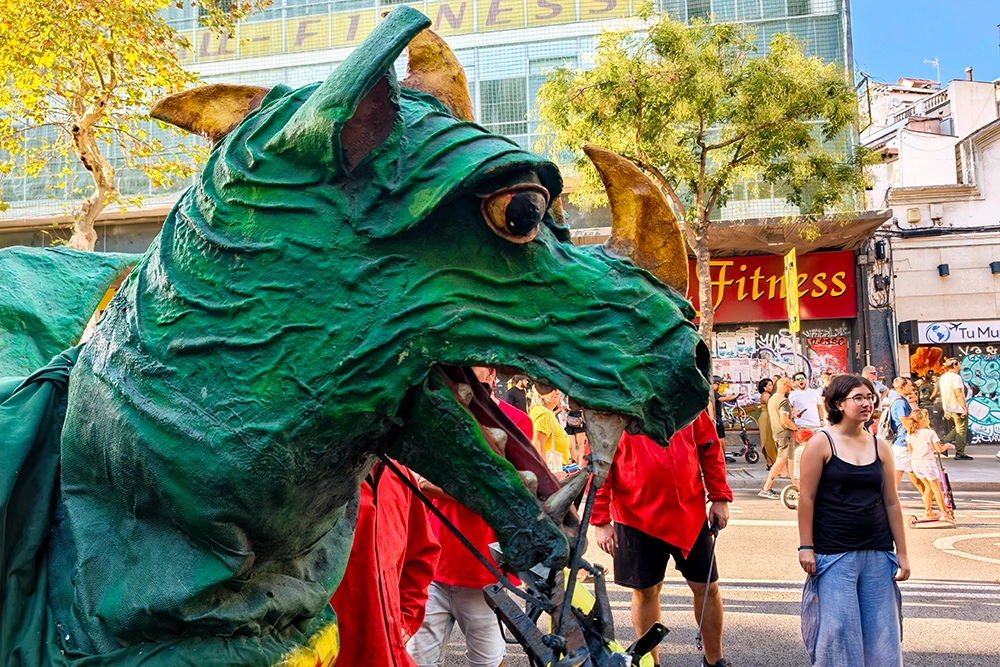 El drac Pitu de les Guspires de Sants